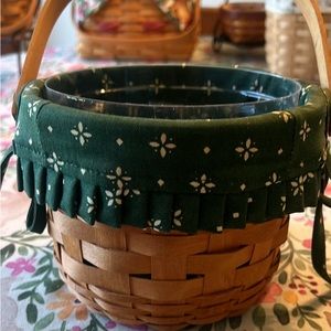 Longaberger small fruit basket